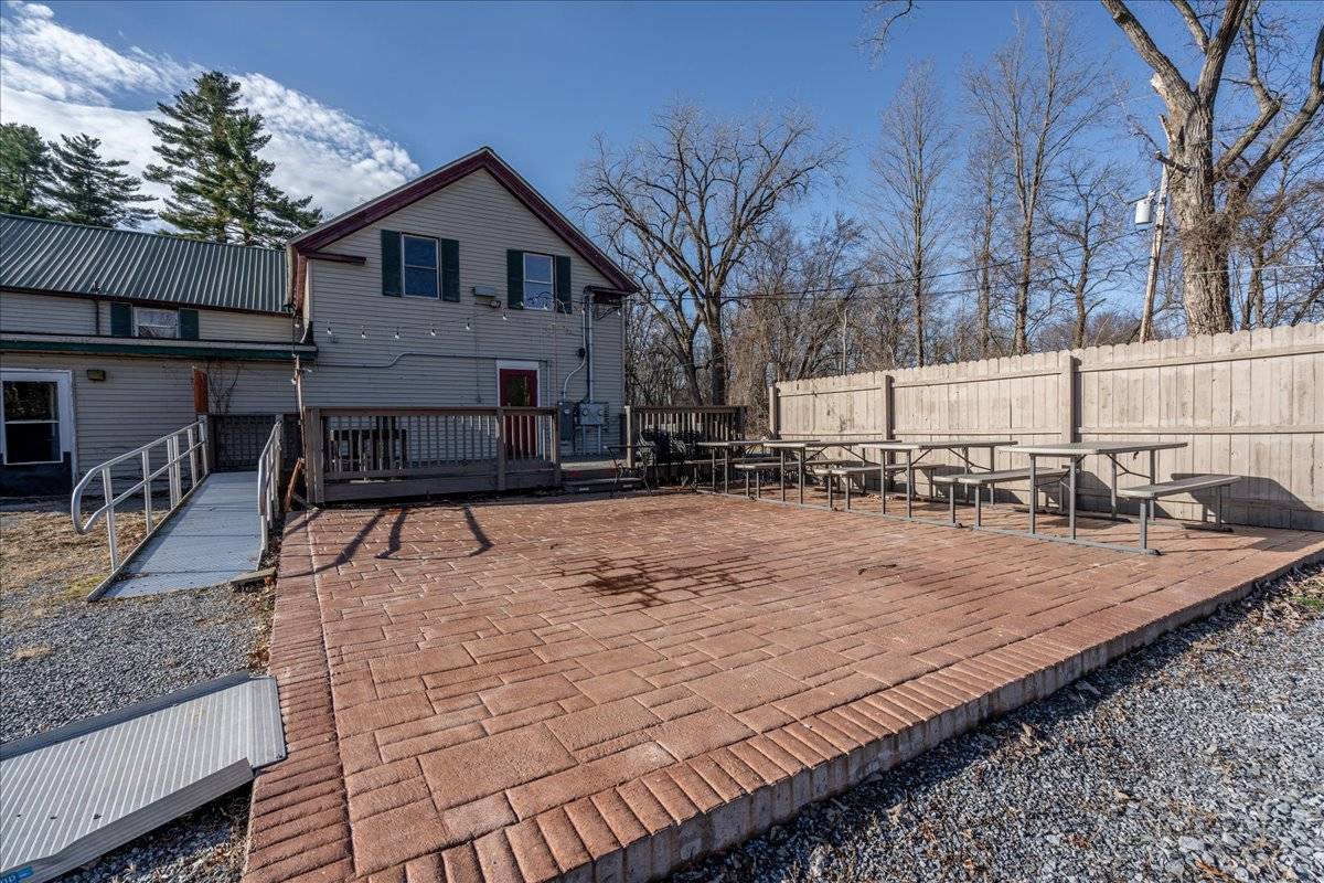 #52 photo, 42 Old Schuylerville Rd, Greenwich , NY 12834