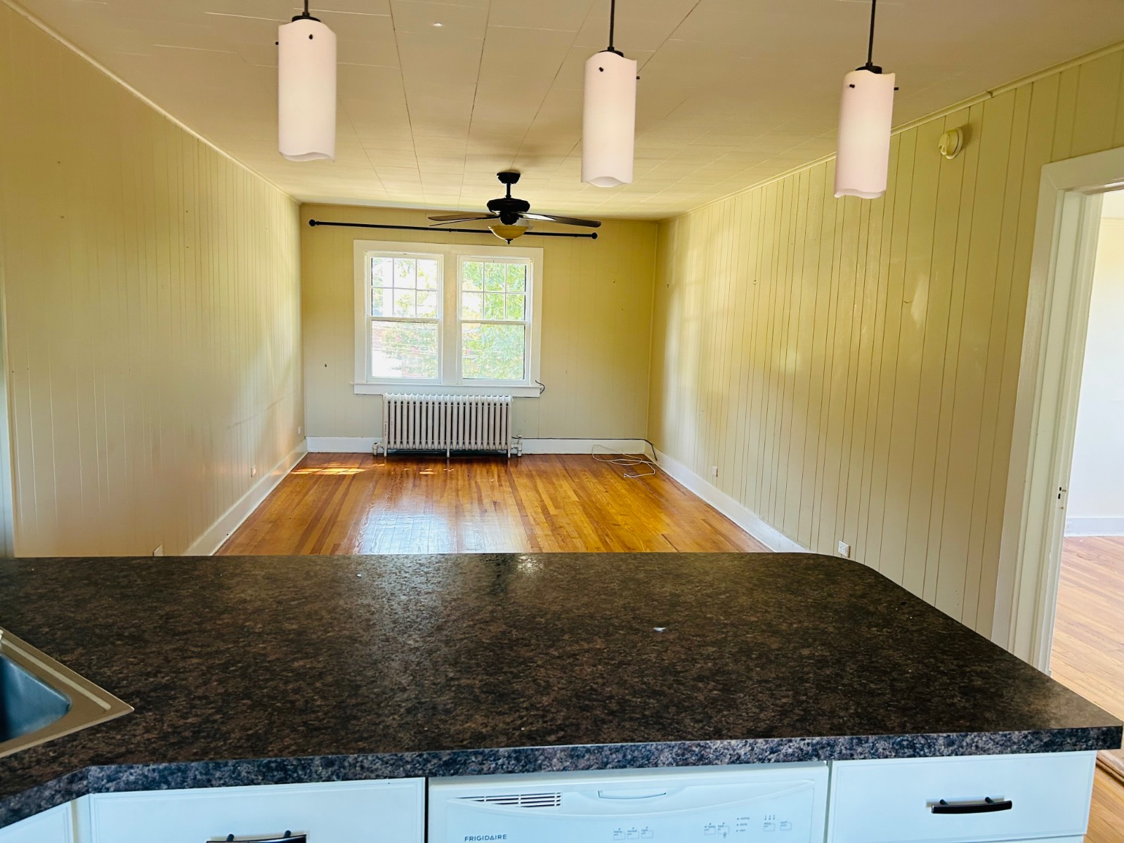 #1 photo, 11 Elliot Pl, Glen Cove , NY 11542