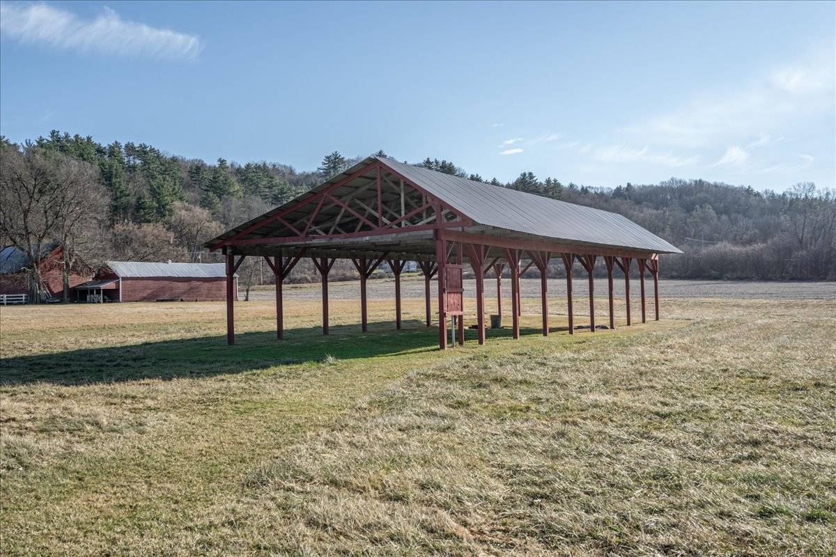 #48 photo, 42 Old Schuylerville Rd, Greenwich , NY 12834