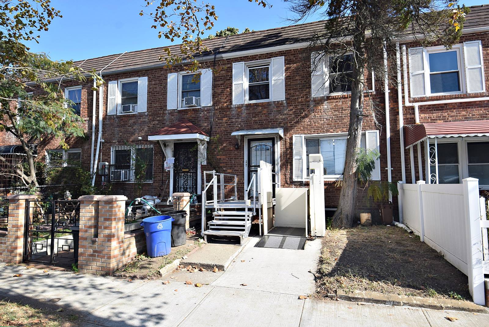 #1 photo, 111-25 Frances Lewis Blvd, קווינס Queens Village , NY 11429