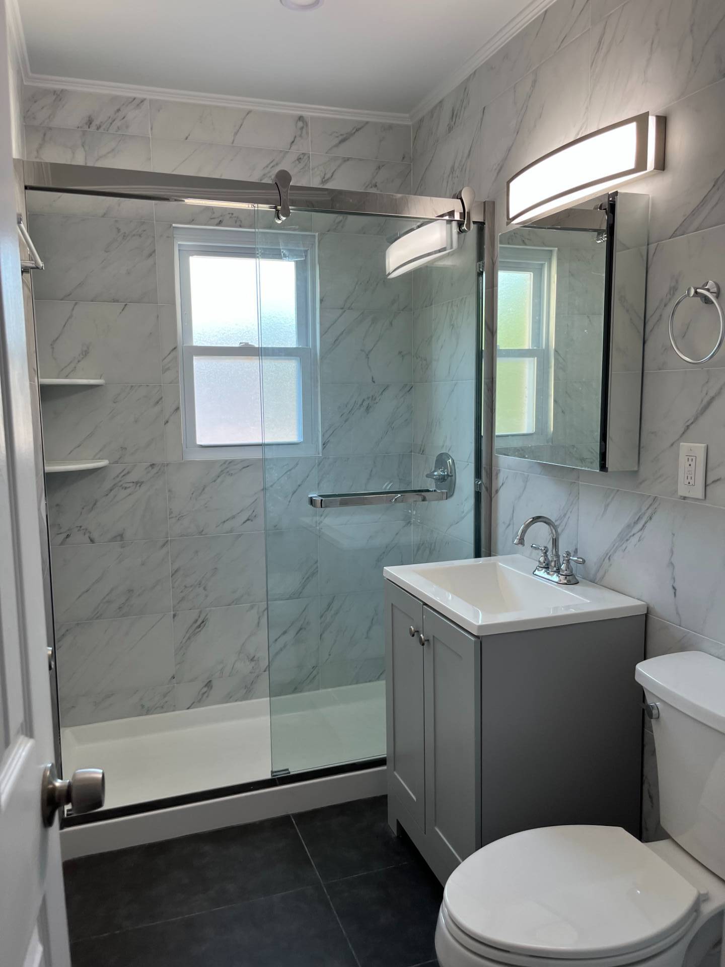 #5 photo, 93-04 241 St Street, कुईंस Bellerose , NY 11426