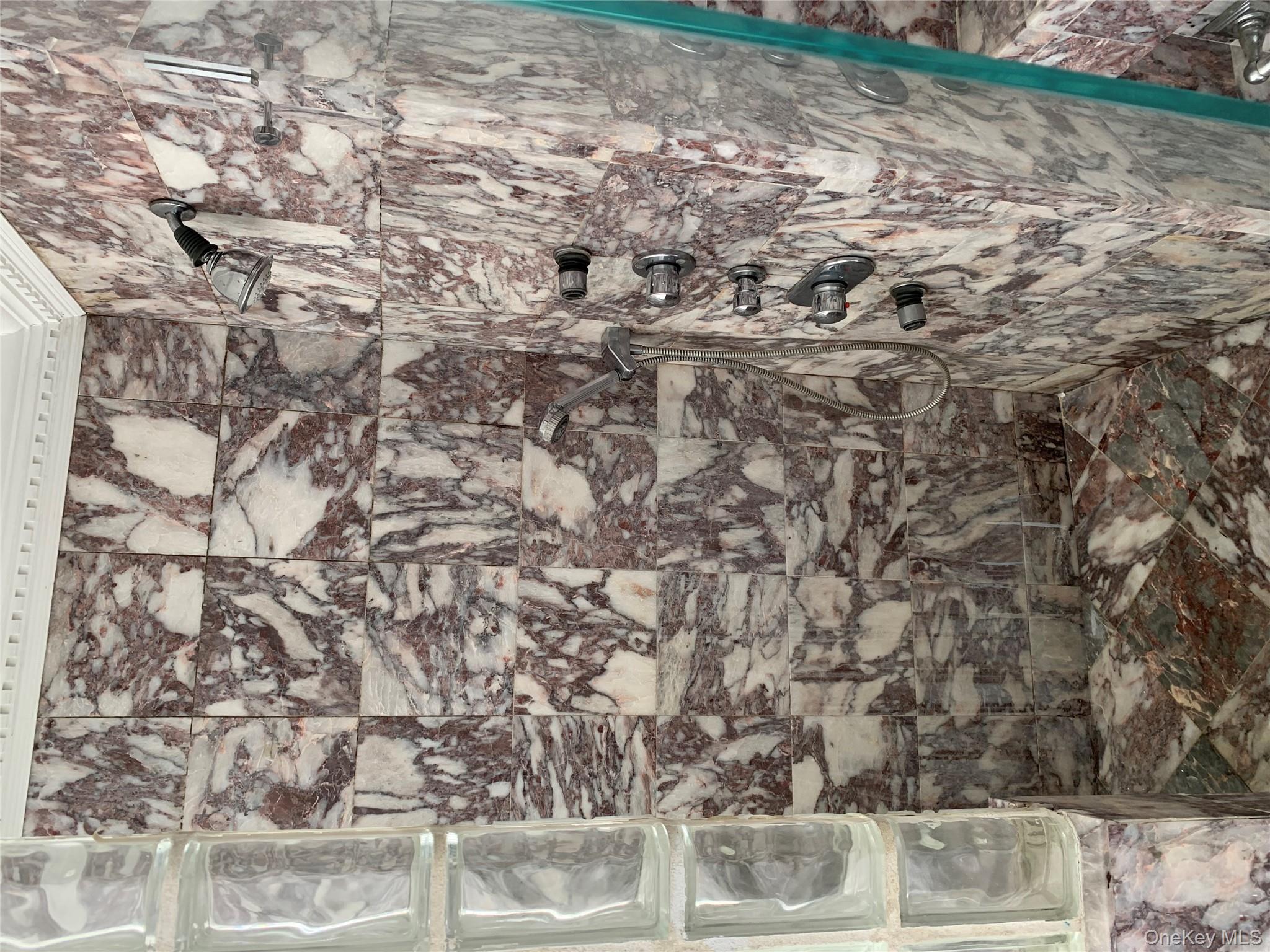 #14 photo, 336 Scranton Avenue, 长岛 Lynbrook , NY 11563