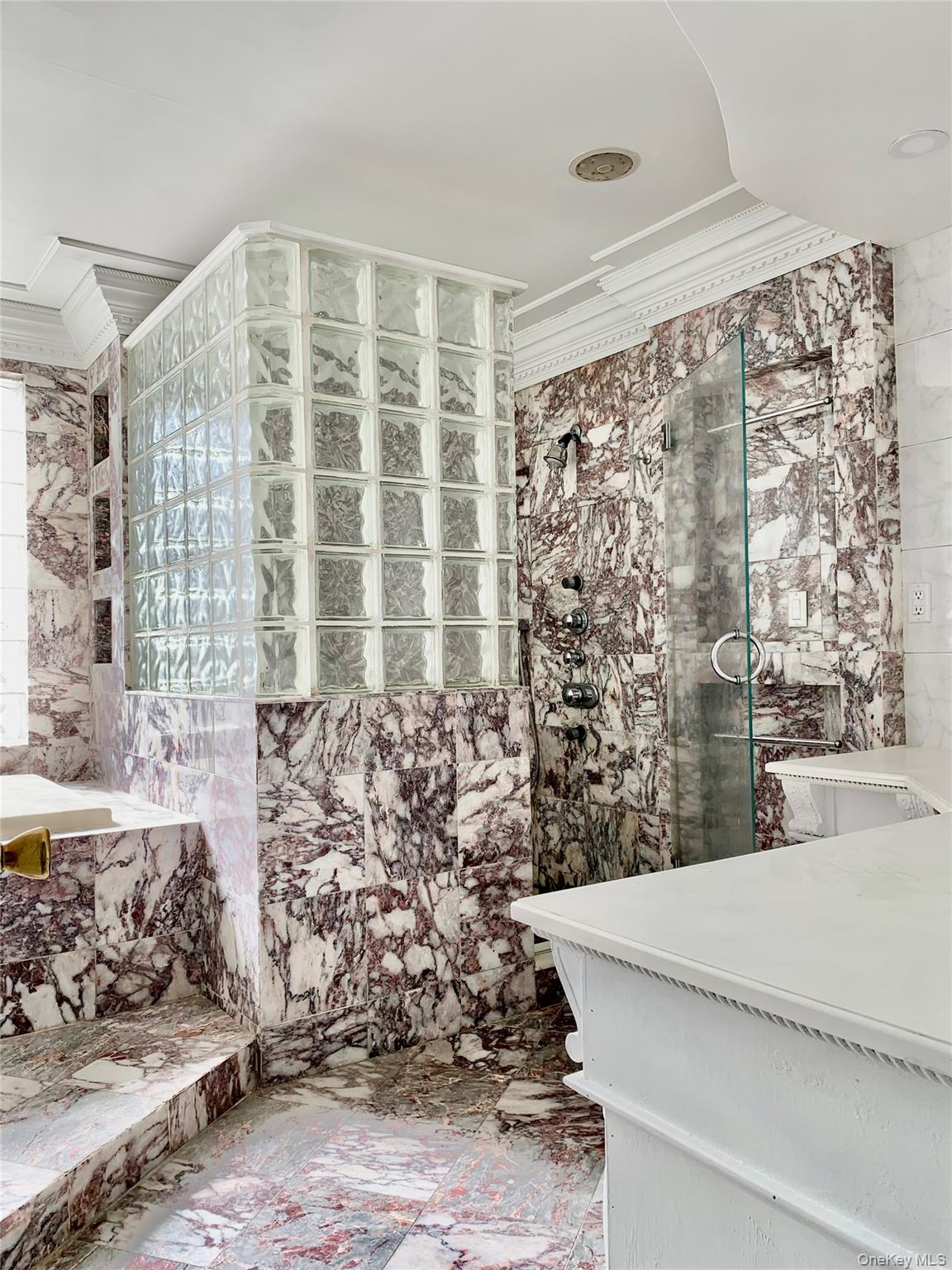 #4 photo, 336 Scranton Avenue, 长岛 Lynbrook , NY 11563