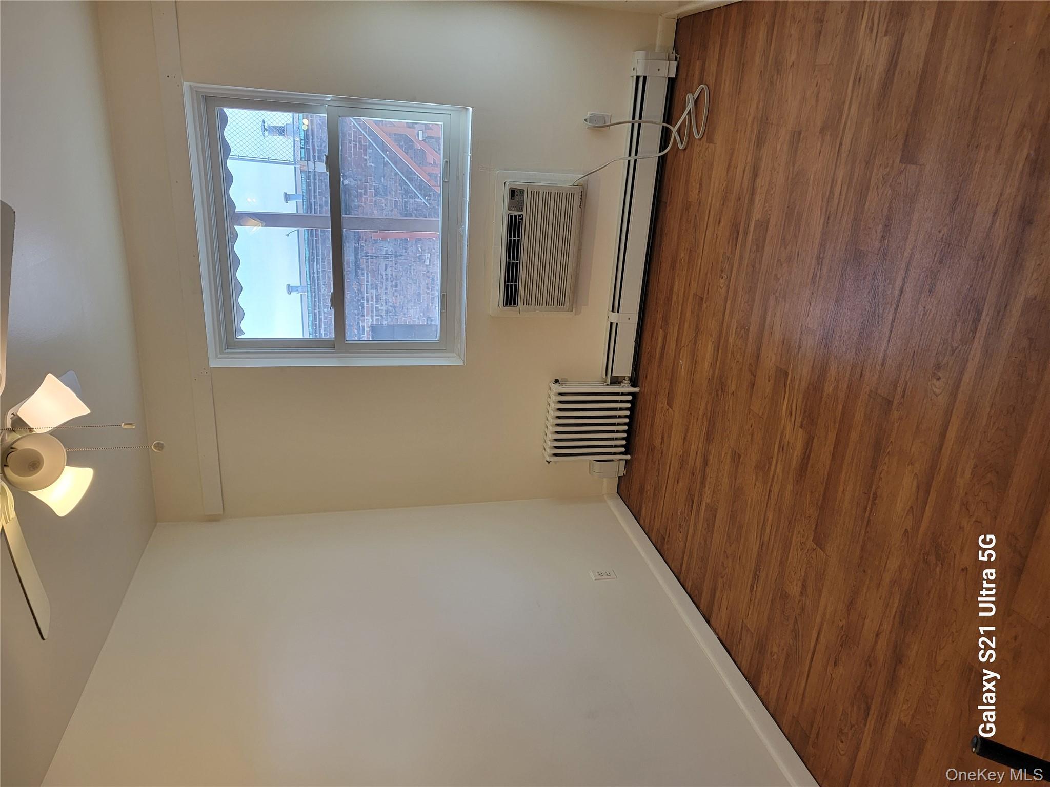 #16 photo, 48-82 37th Street, Long Island City , NY 11101