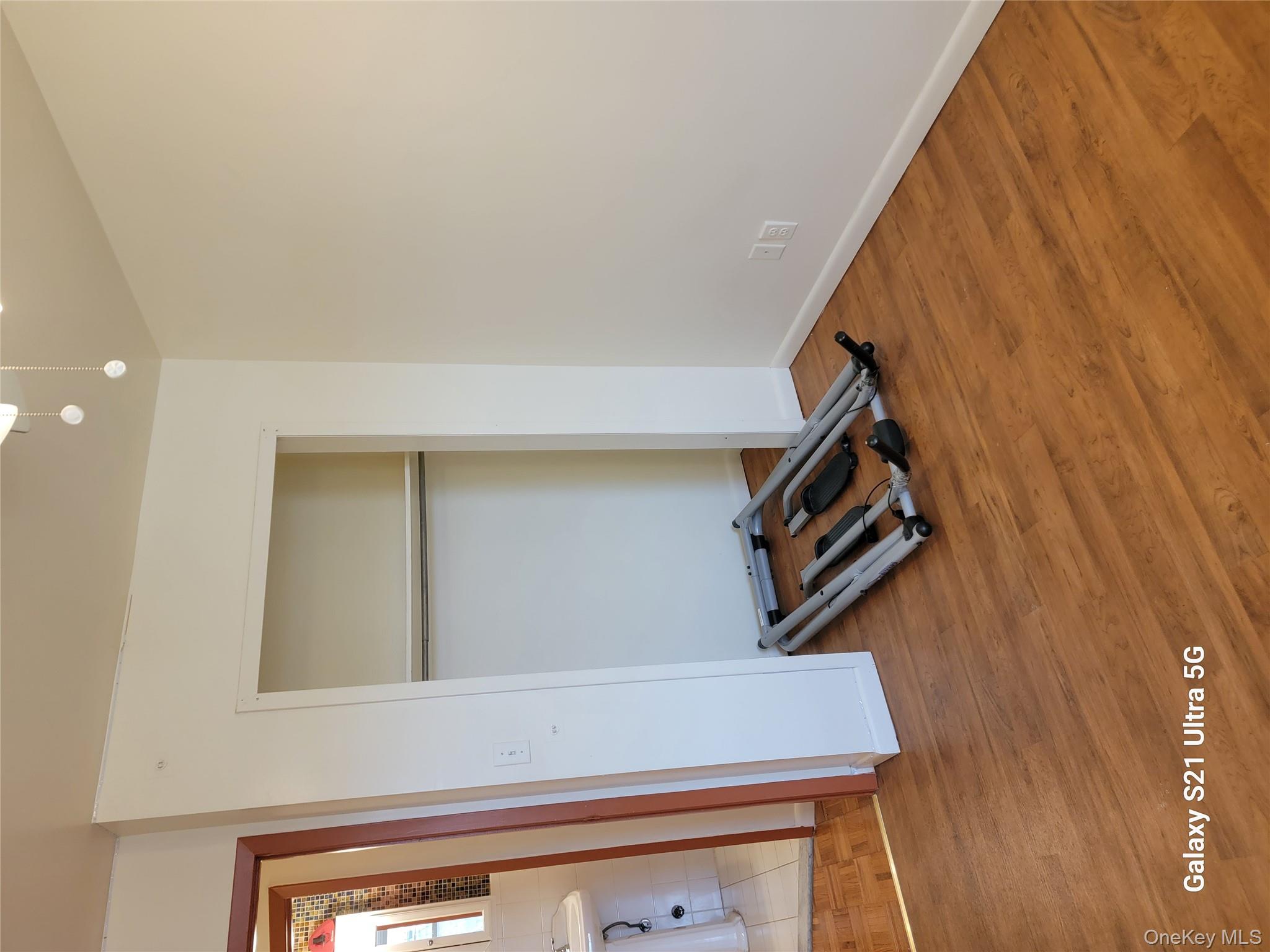 #19 photo, 48-82 37th Street, Long Island City , NY 11101