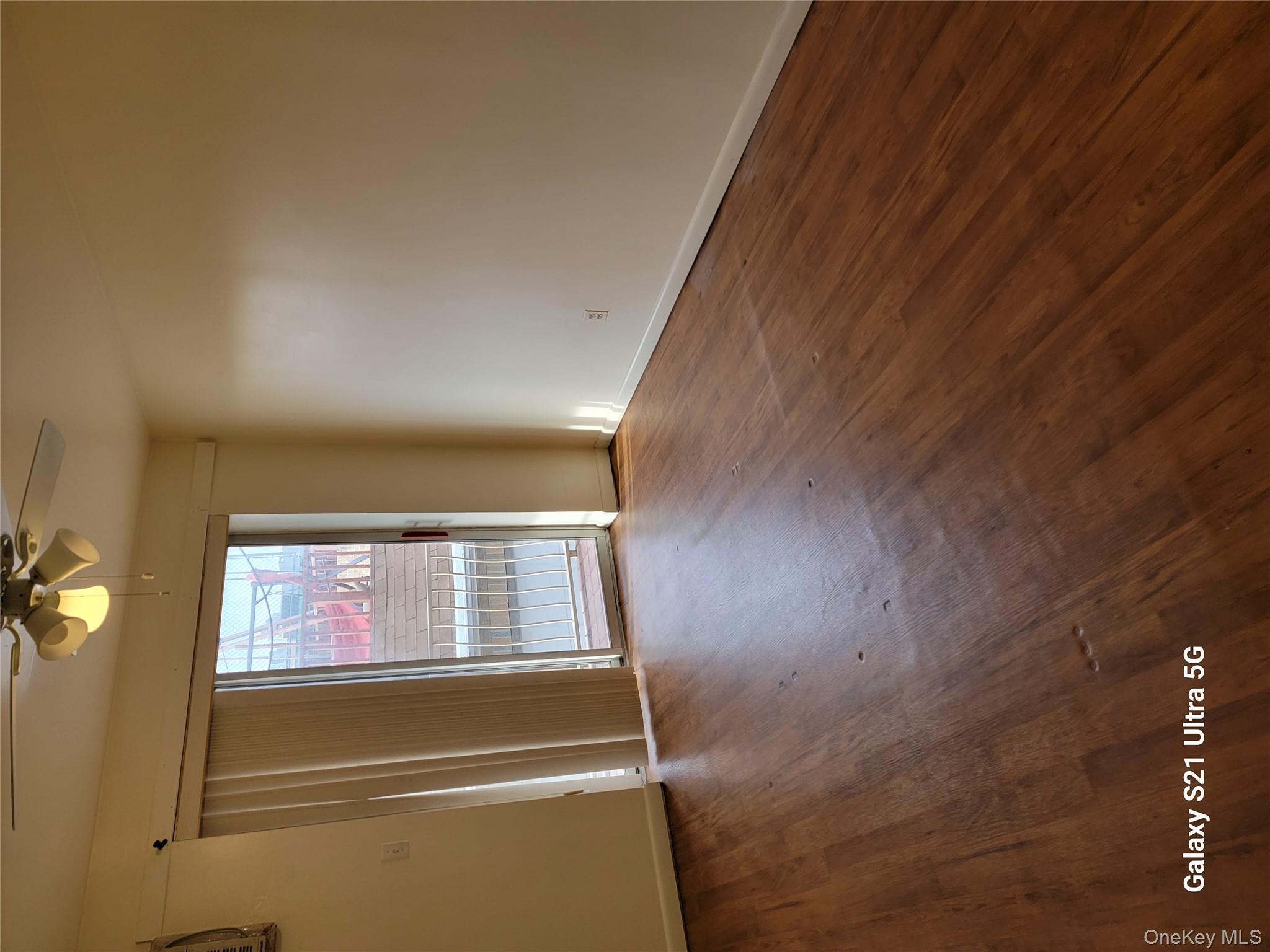 #6 photo, 48-82 37th Street, Long Island City , NY 11101