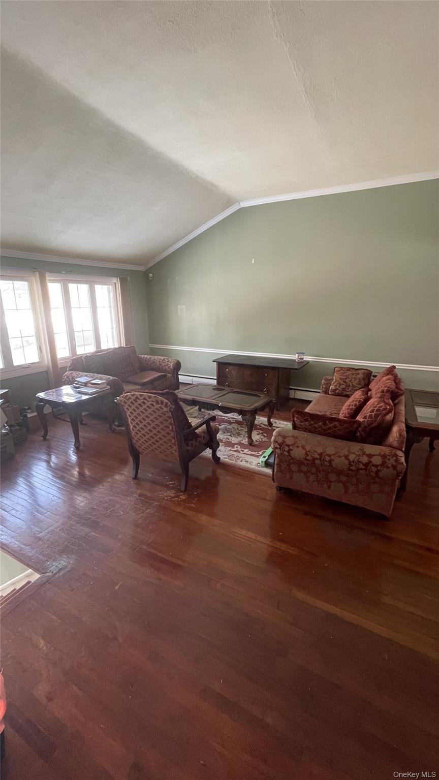 #4 photo, 1070 Cramer Court, North Baldwin , NY 11510