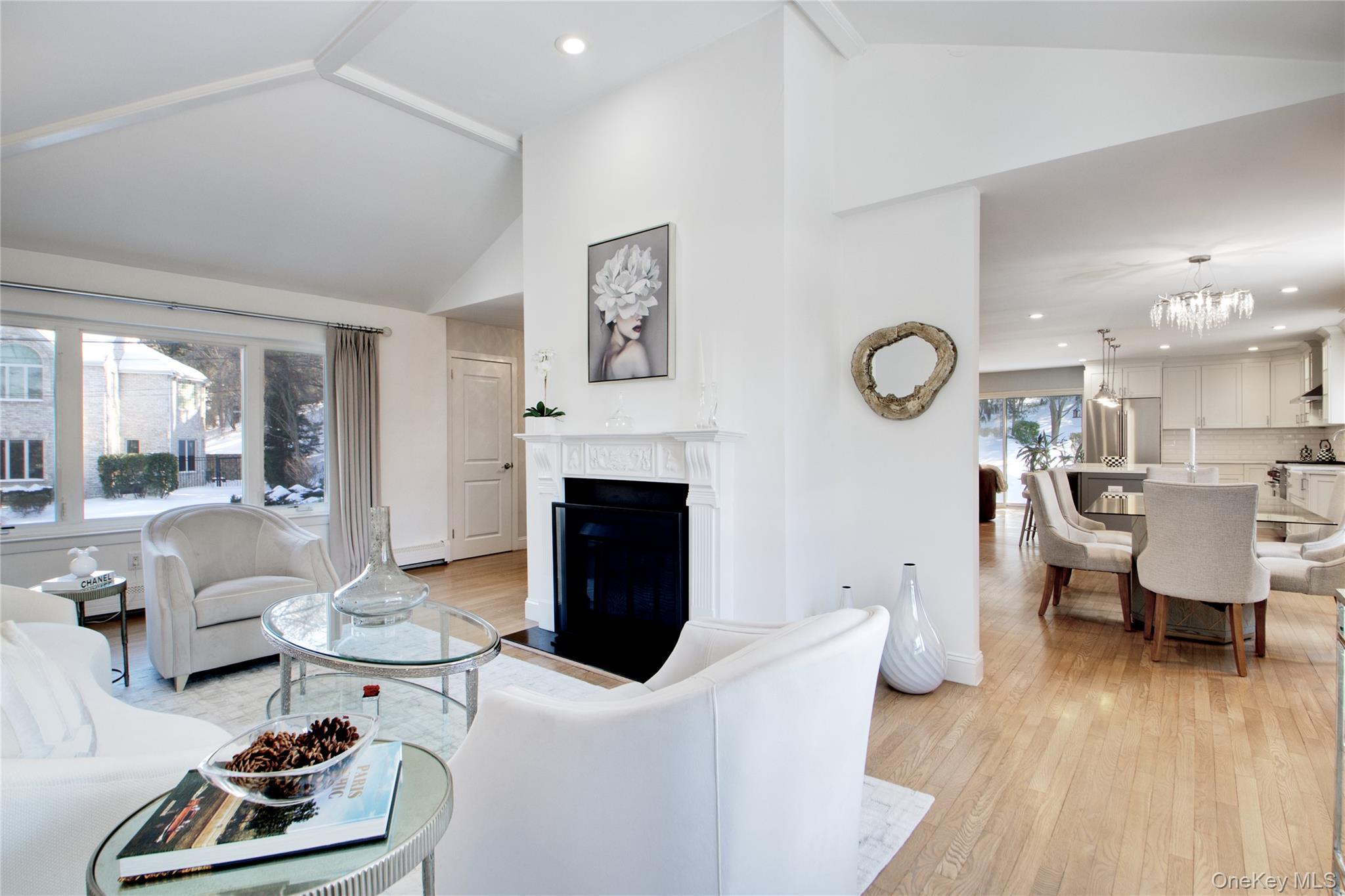 #4 photo, 24 Hillcrest Avenue, नासाउ काउंटी Roslyn , NY 11576