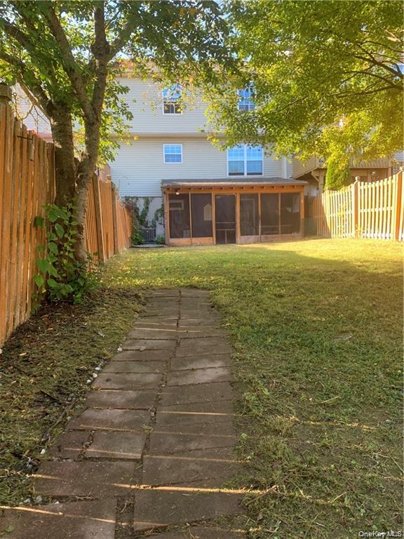 #18 photo, 4 Marian Court, Warwick , NY 10990