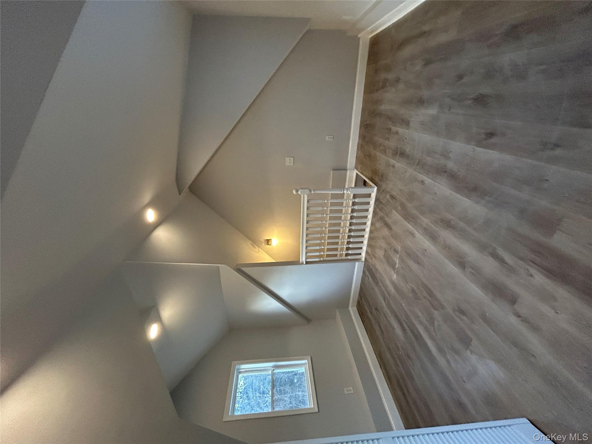 #6 photo, 165 S Cross Road, 뉴욕주 Staatsburg , NY 12580