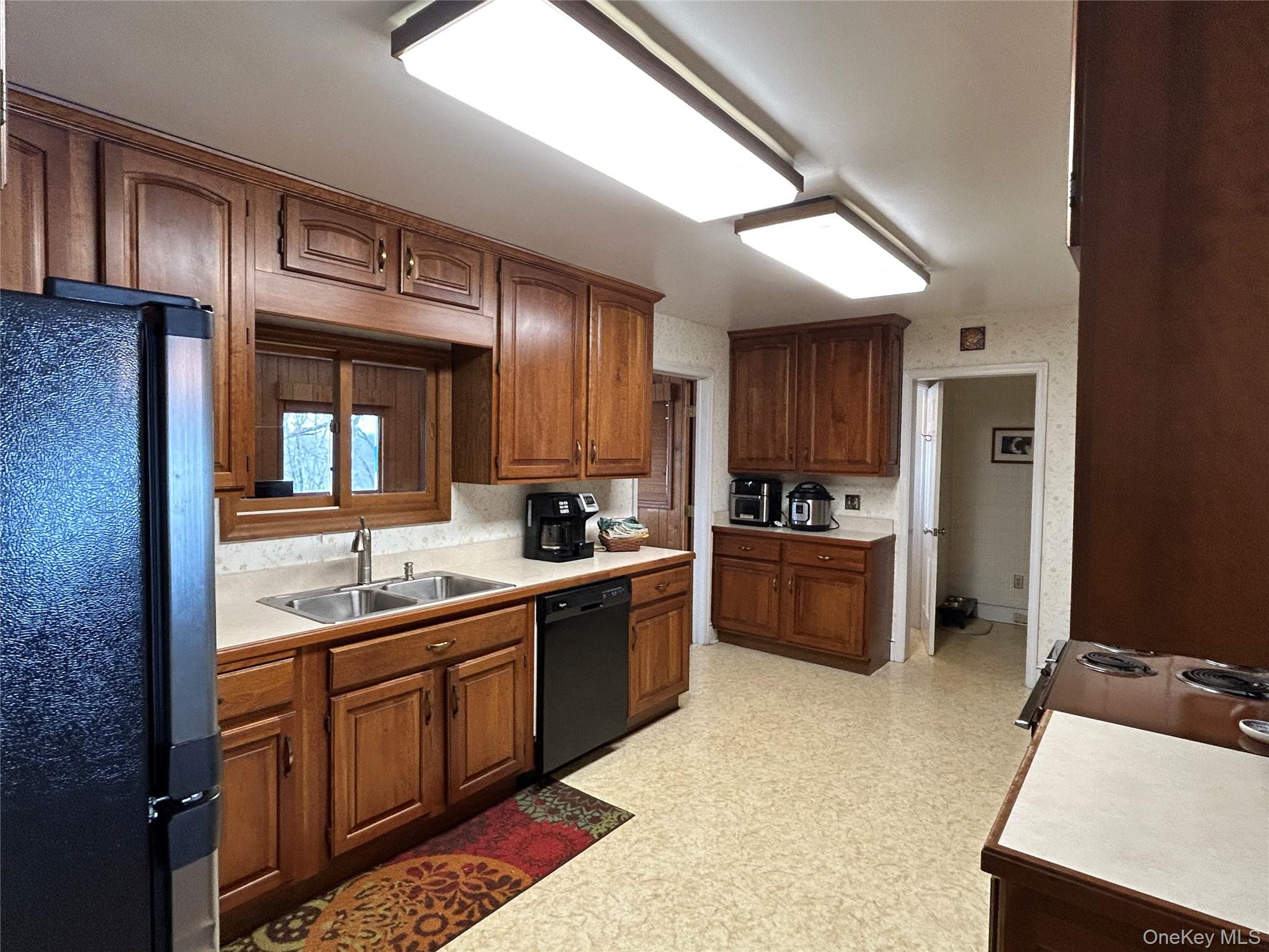 #16 photo, 52 Clover Hill Drive, Poughkeepsie , NY 12603