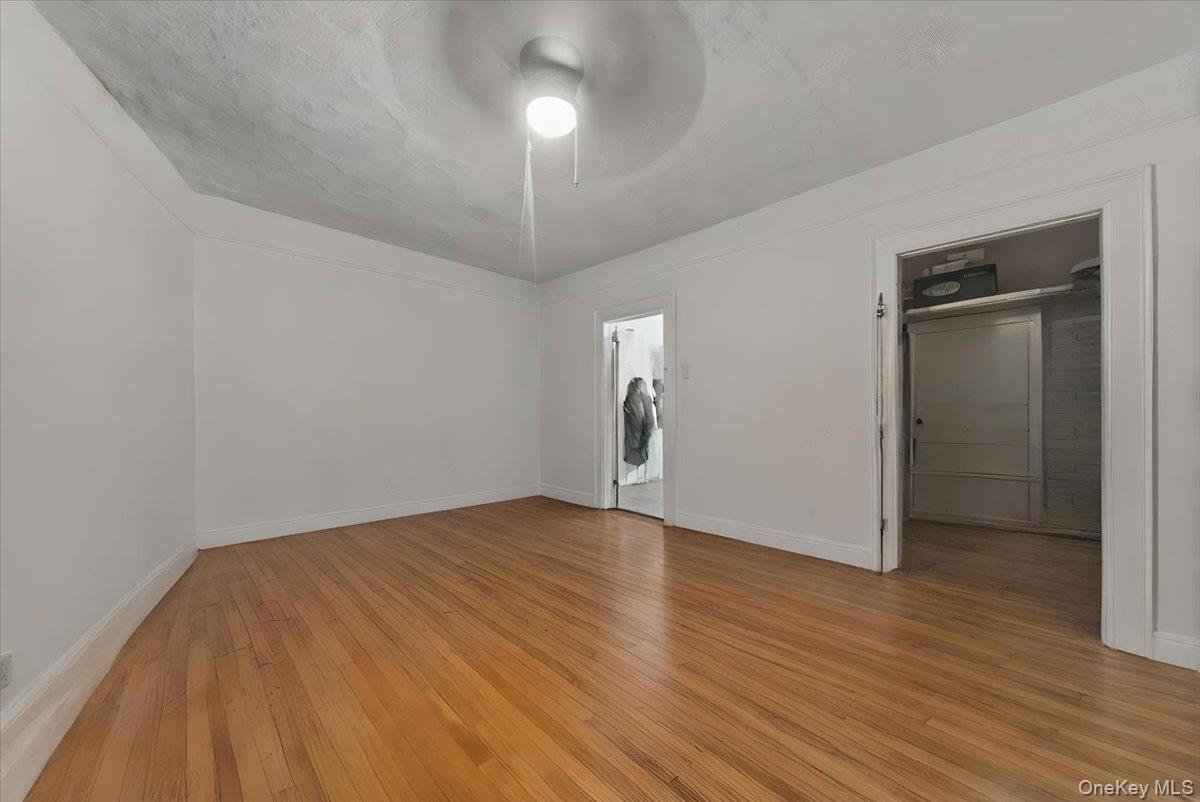 #20 photo, 5783 Mosholu Avenue, Bronx , NY 10471