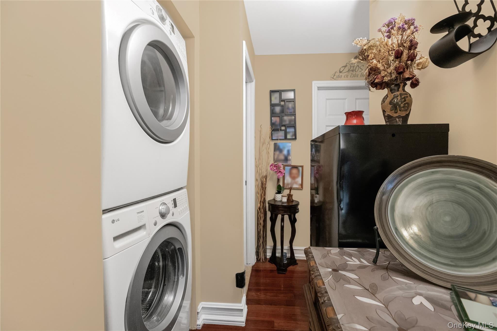 #4 photo, 3220 Fairfield Avenue, Bronx , NY 10463