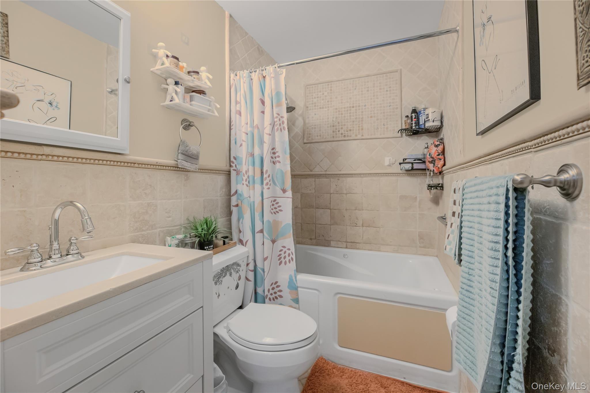 #8 photo, 3220 Fairfield Avenue, Bronx , NY 10463