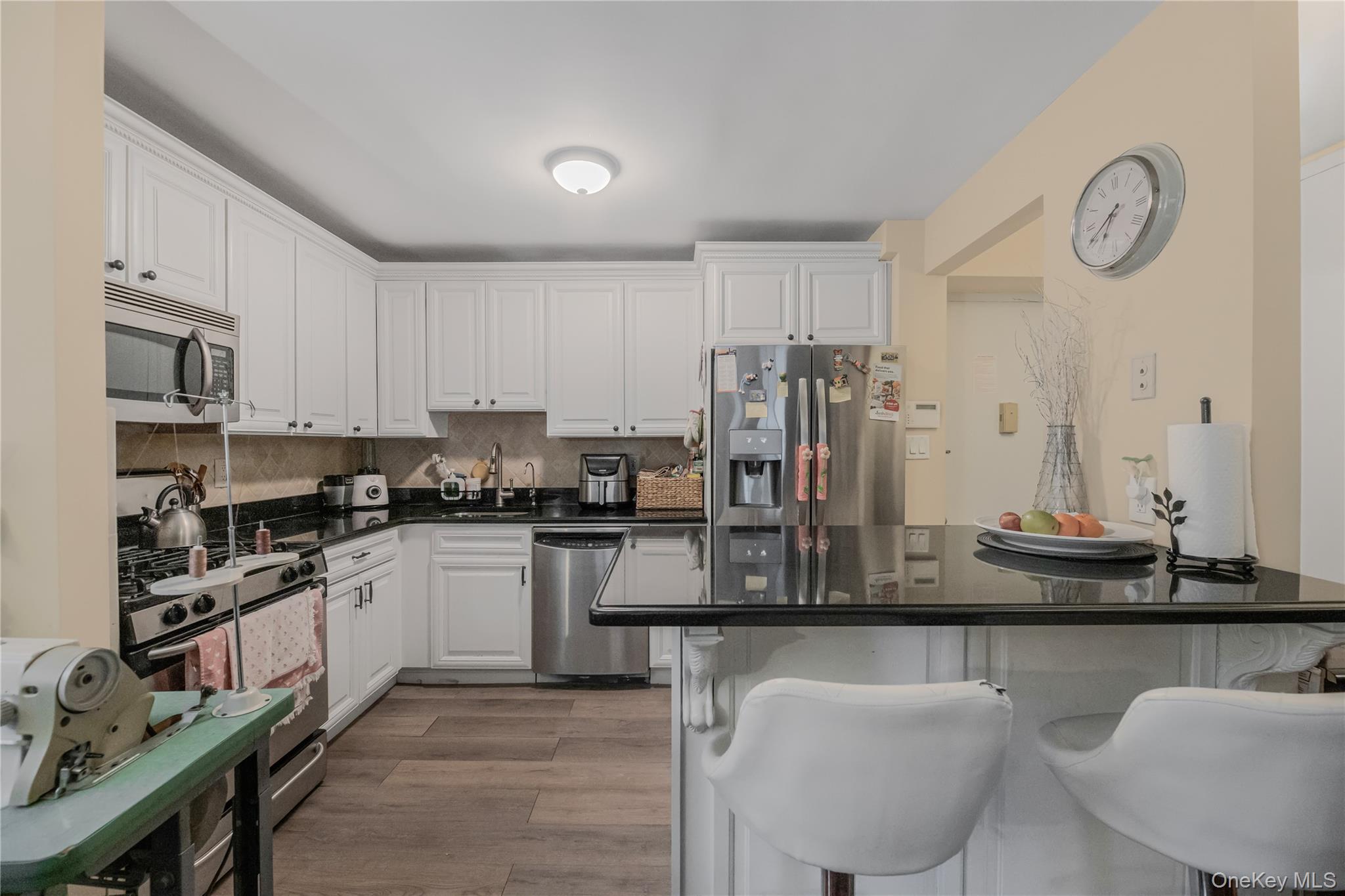 #9 photo, 3220 Fairfield Avenue, Bronx , NY 10463