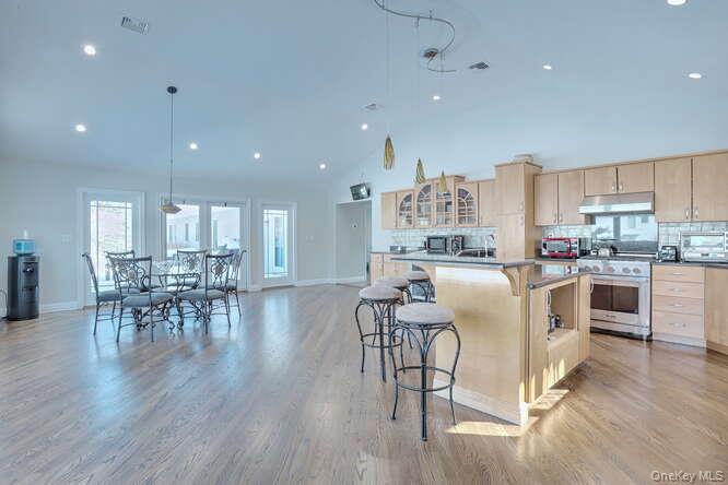 #14 photo, 89 Spook Rock Road, Suffern , NY 10901