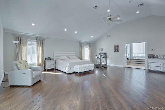 #16 photo, 89 Spook Rock Road, Suffern , NY 10901