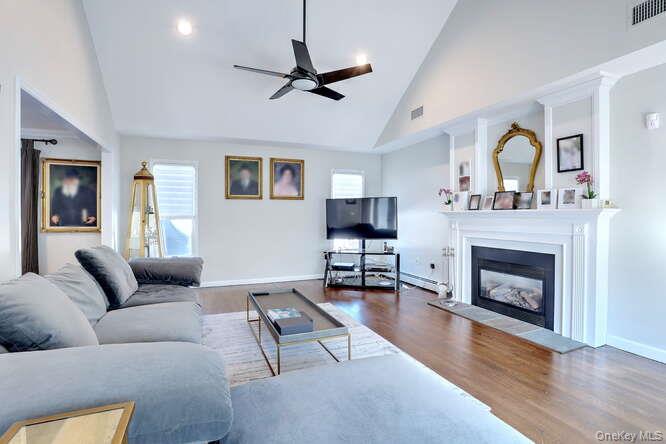 #7 photo, 89 Spook Rock Road, Suffern , NY 10901