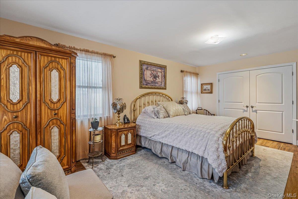 #18 photo, 150-38 24th Avenue, Whitestone , NY 11357