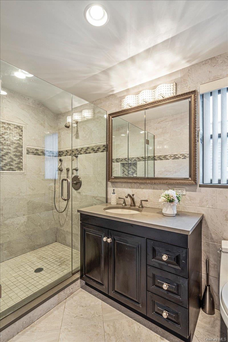 #19 photo, 150-38 24th Avenue, Whitestone , NY 11357