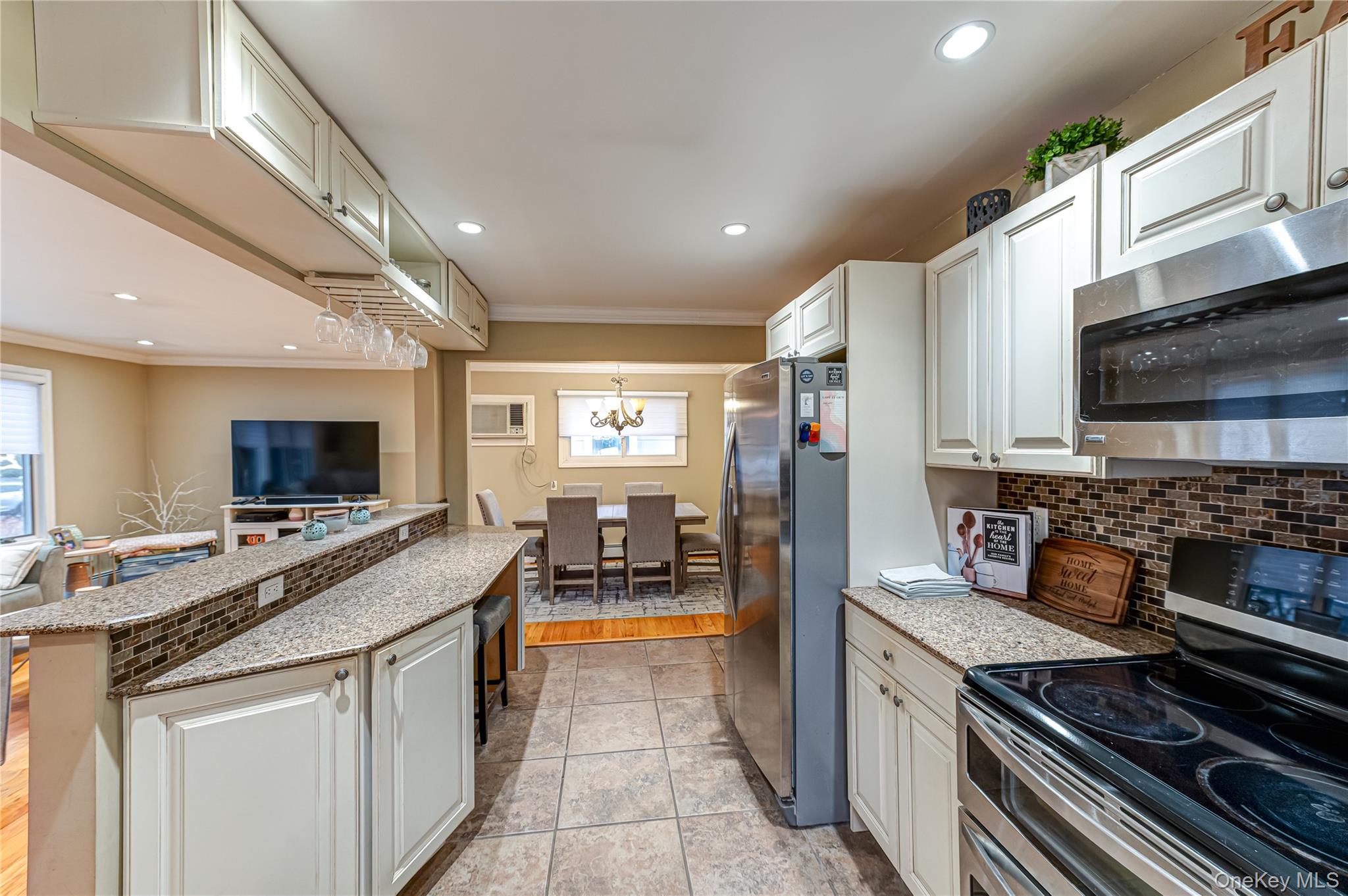 #15 photo, 345 Collington Drive, Саффолк ‖ Ronkonkoma , NY 11779