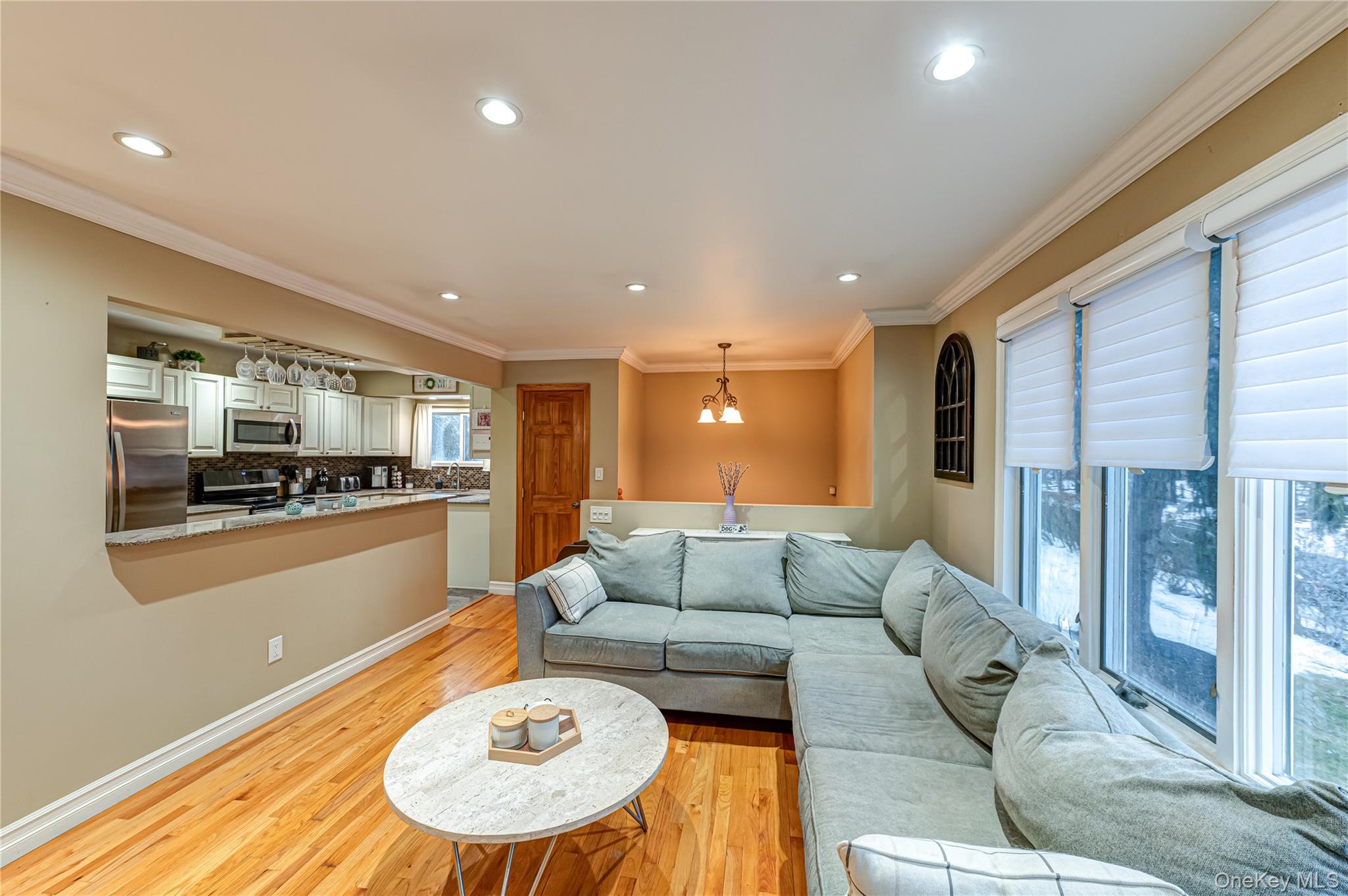 #7 photo, 345 Collington Drive, Саффолк ‖ Ronkonkoma , NY 11779