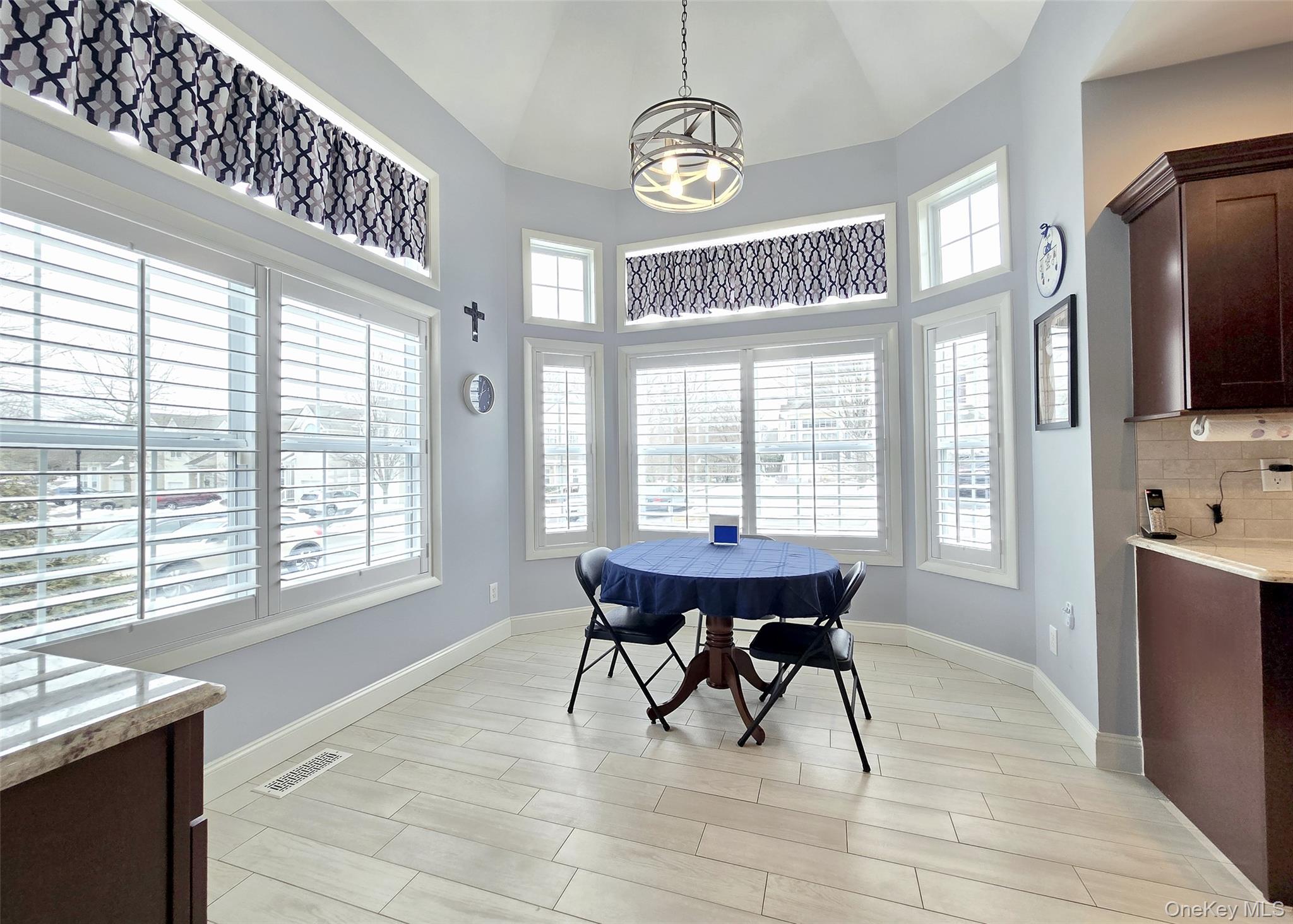 #12 photo, 120 Kettles Lane, Саффолк ‖ Medford , NY 11763