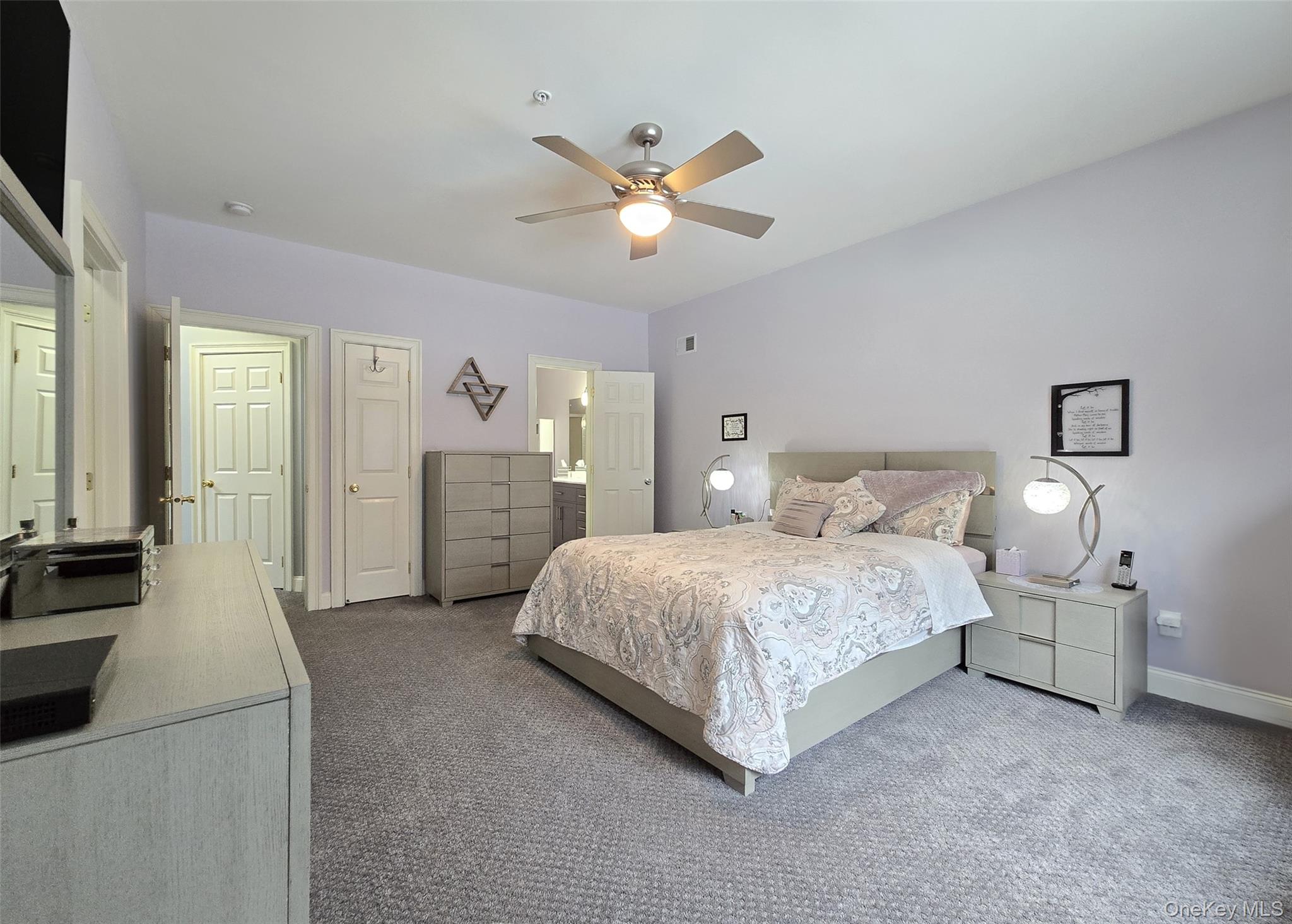 #14 photo, 120 Kettles Lane, Саффолк ‖ Medford , NY 11763