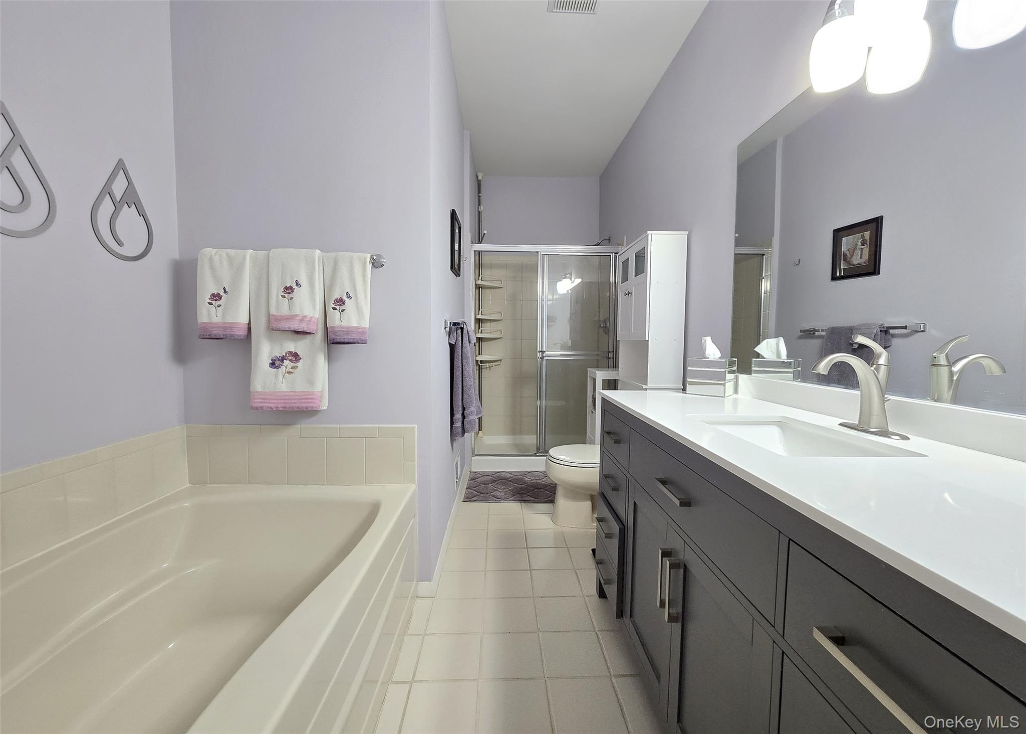 #17 photo, 120 Kettles Lane, Саффолк ‖ Medford , NY 11763