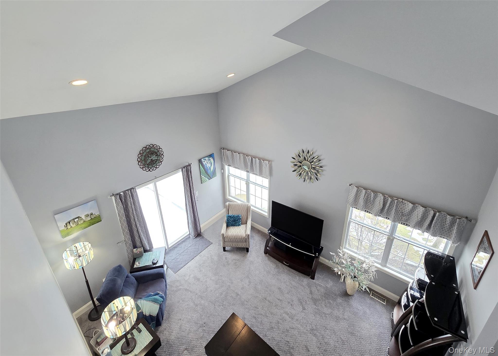 #7 photo, 120 Kettles Lane, Саффолк ‖ Medford , NY 11763