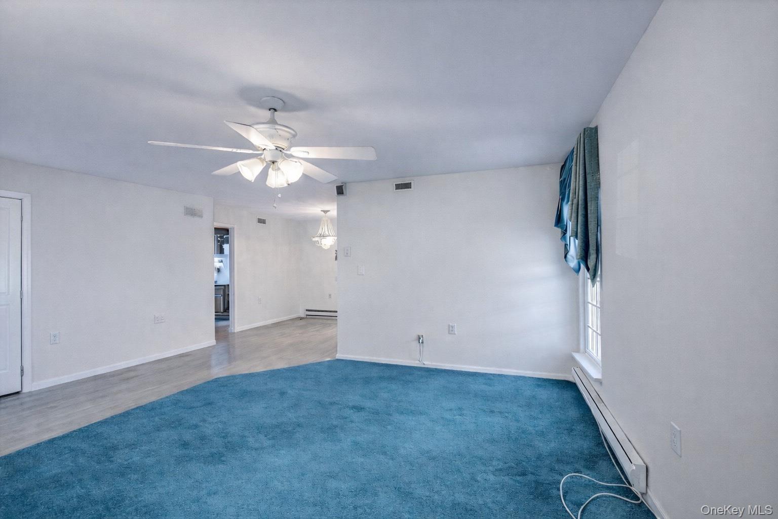 #6 photo, 2 Bedford Court, Саффолк ‖ Ridge , NY 11961