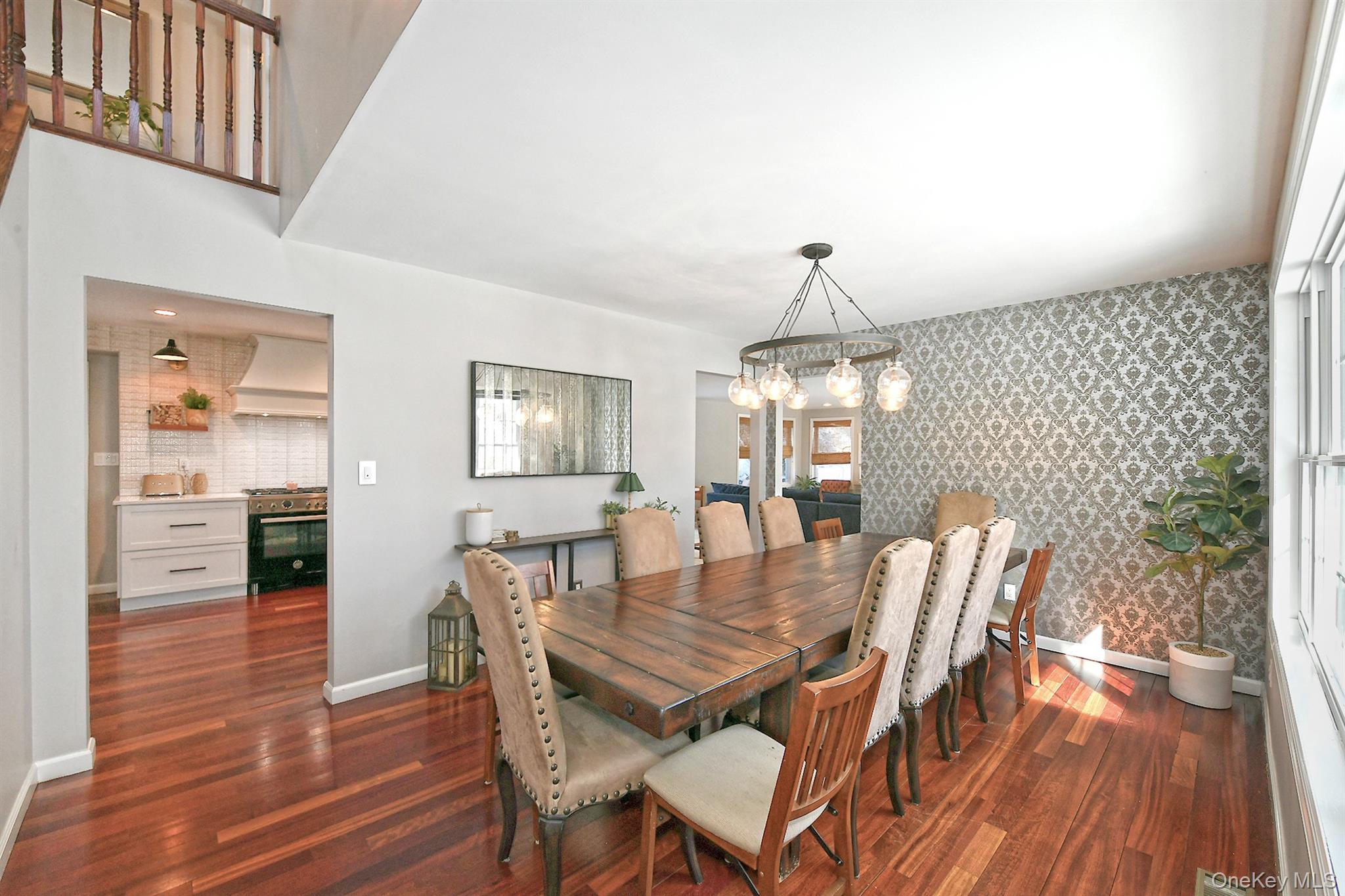 #11 photo, 11 Westfield Drive, Саффолк ‖ Centerport , NY 11721