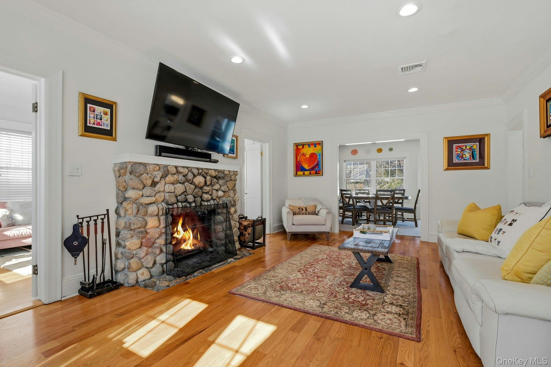 #16 photo, 91 Bar Beach Road, Port Washington , NY 11050