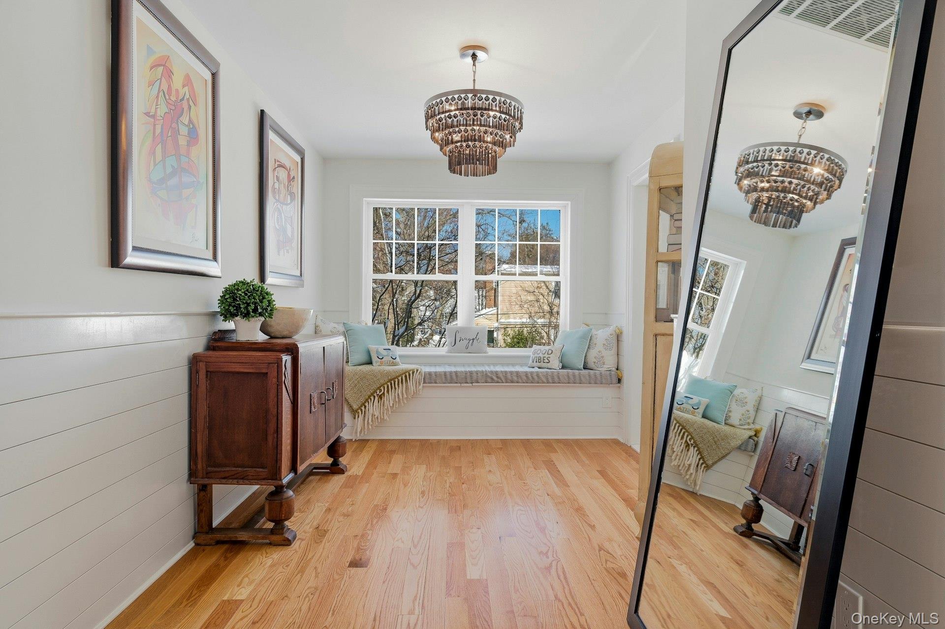 #20 photo, 91 Bar Beach Road, Port Washington , NY 11050