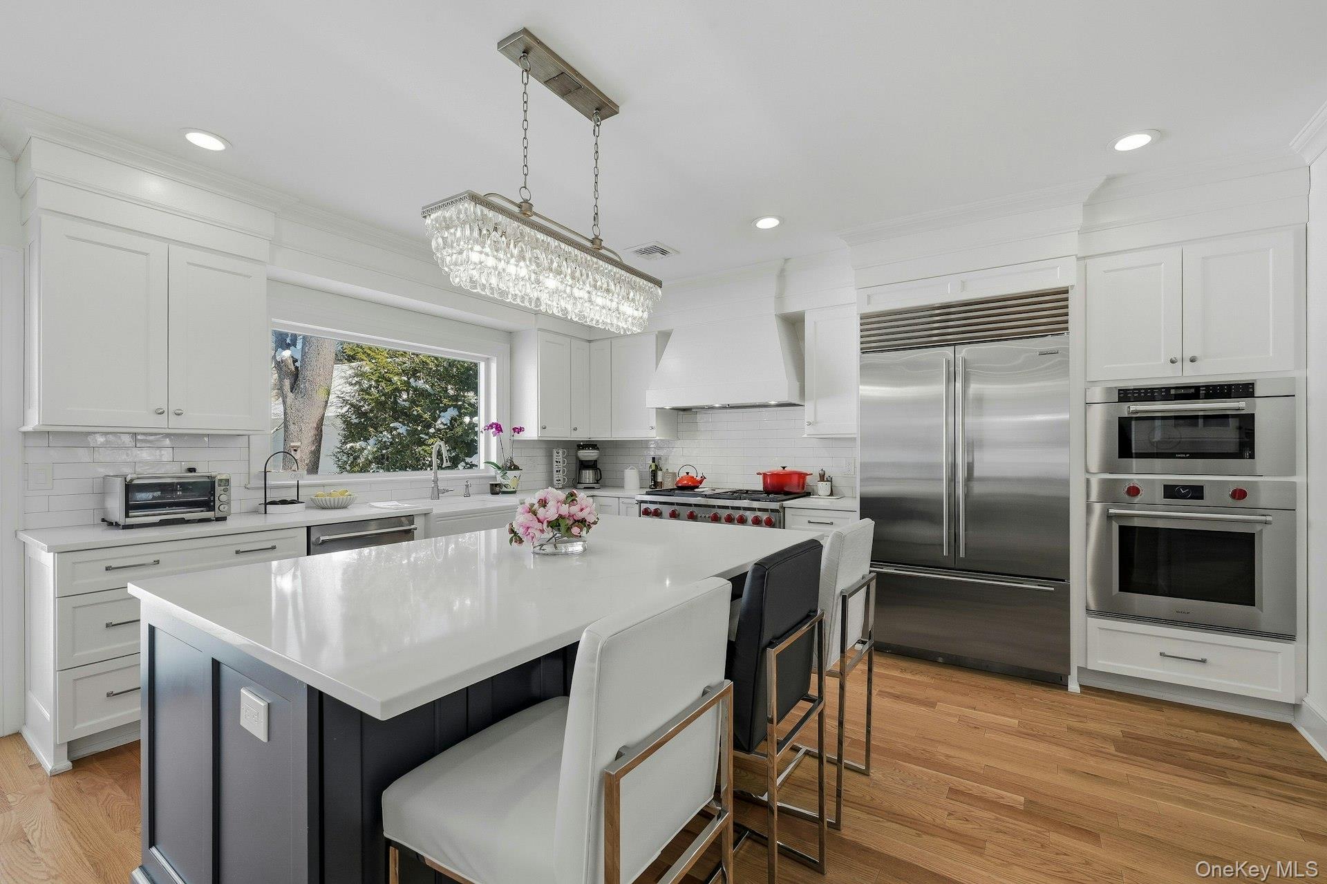 #7 photo, 91 Bar Beach Road, Port Washington , NY 11050