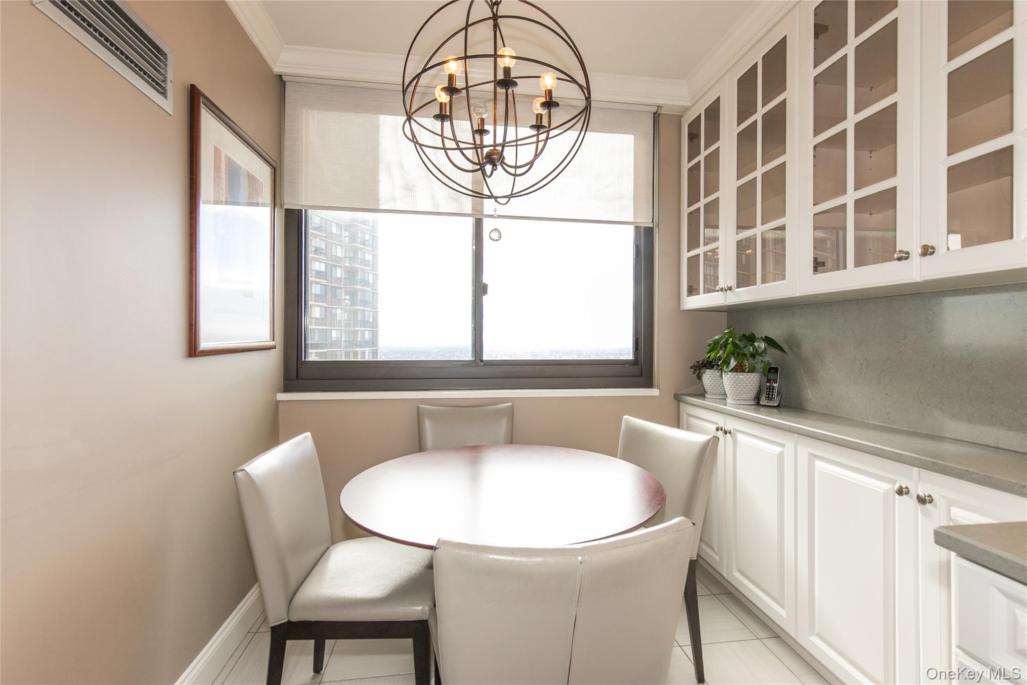 #14 photo, 269-10 GRAND CENTRAL Parkway, Floral Park , NY 11005