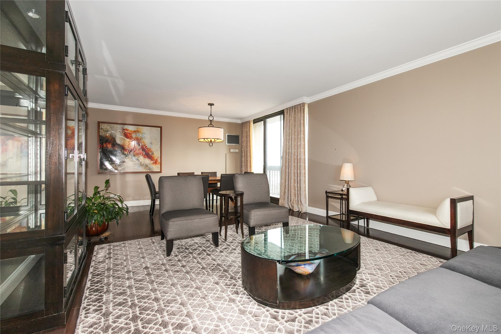 #7 photo, 269-10 GRAND CENTRAL Parkway, Floral Park , NY 11005