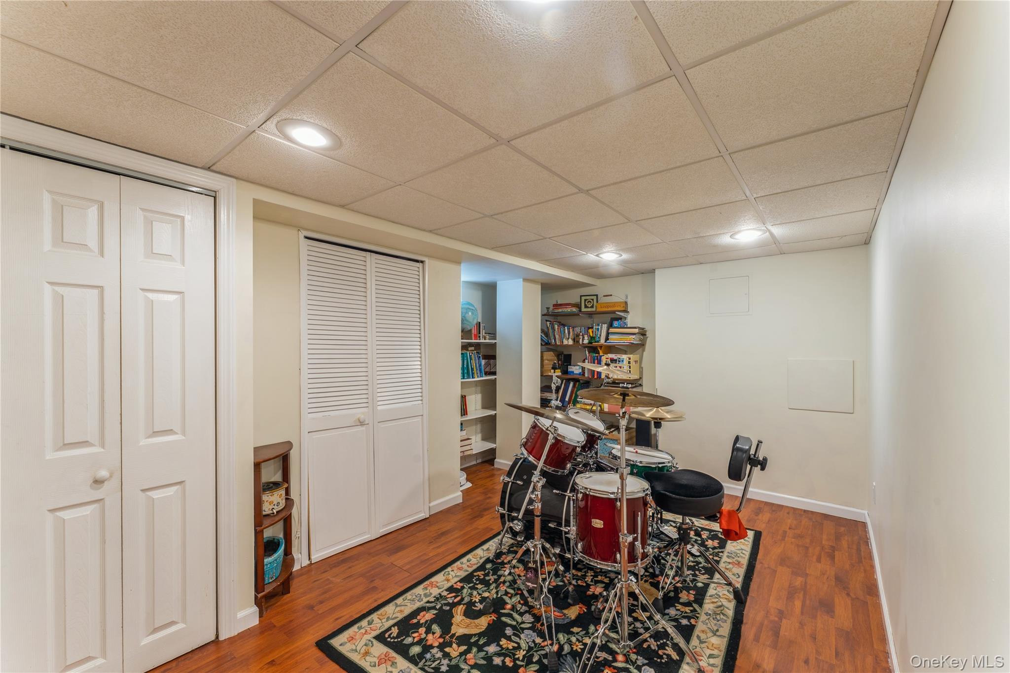 #19 photo, 270 Nancy Drive, East Meadow , NY 11554