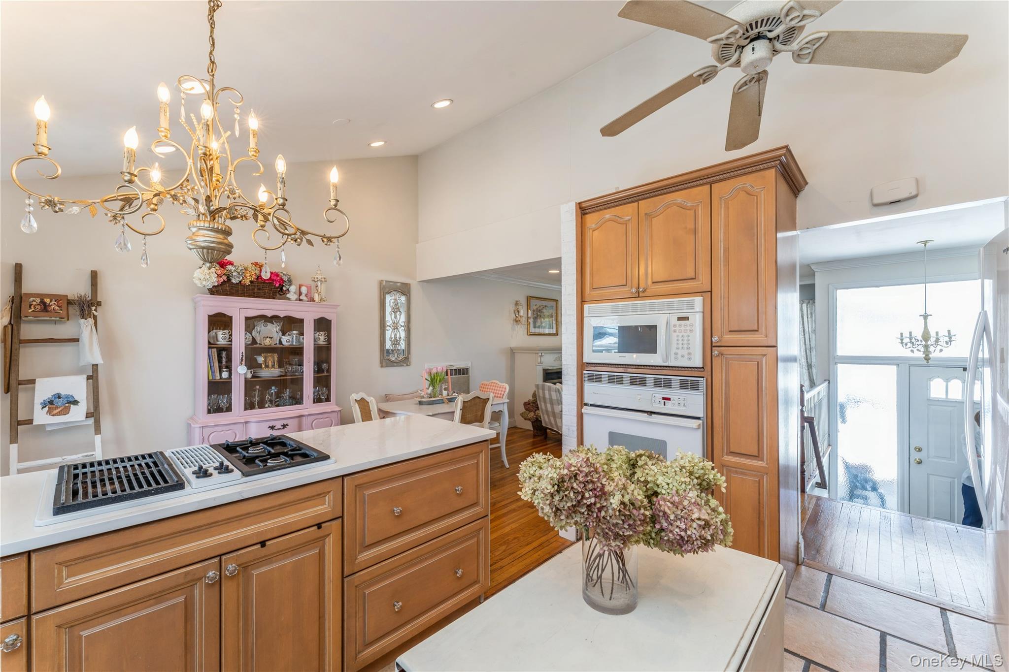 #7 photo, 270 Nancy Drive, নাসাউ কাউন্টি East Meadow , NY 11554