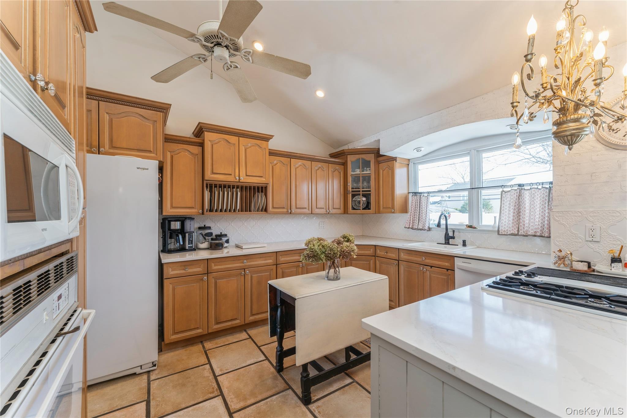 #8 photo, 270 Nancy Drive, নাসাউ কাউন্টি East Meadow , NY 11554