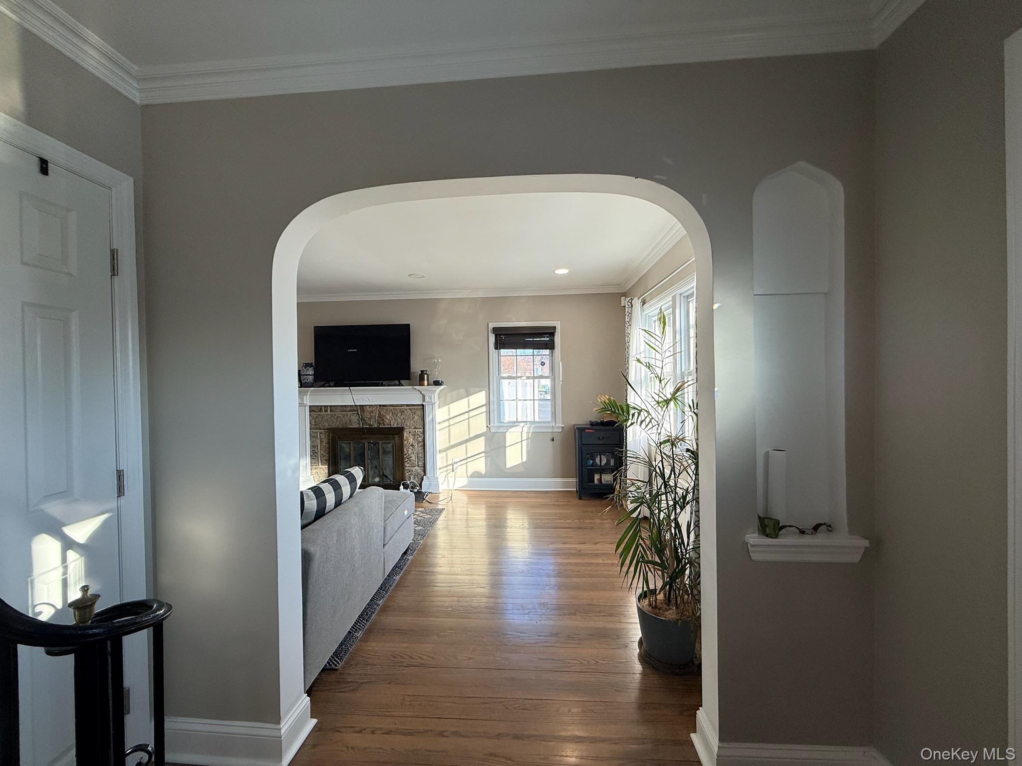 #4 photo, 201 Sydney Avenue, Нассау ‖ Malverne , NY 11565