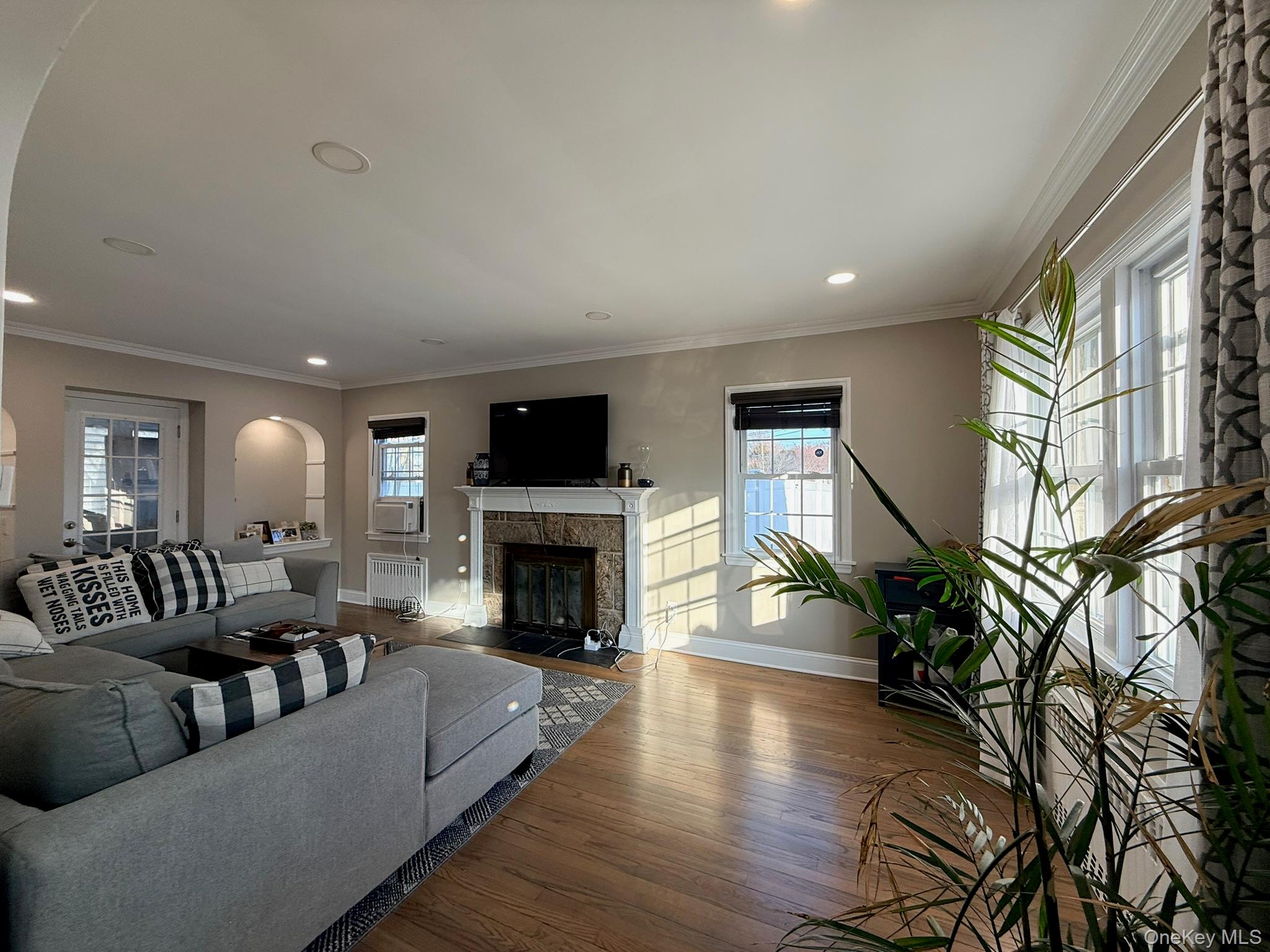 #5 photo, 201 Sydney Avenue, Нассау ‖ Malverne , NY 11565