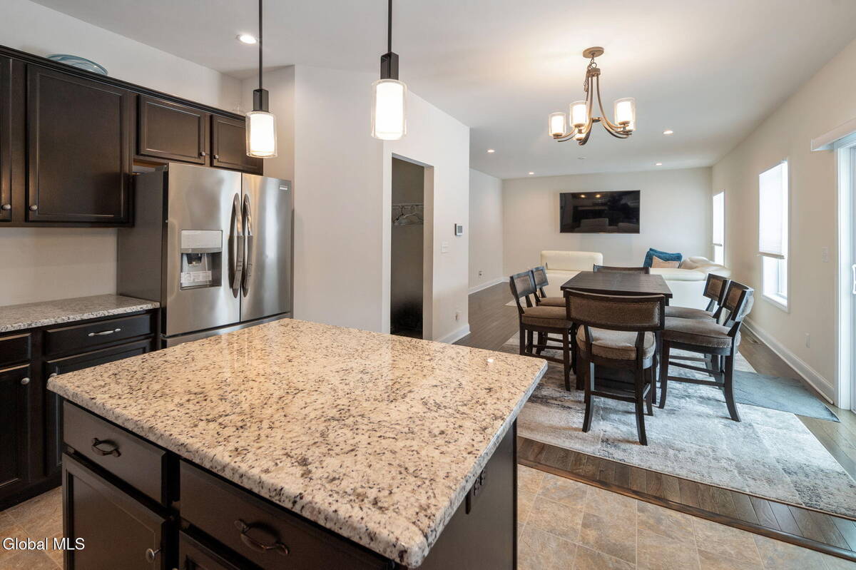 #15 photo, 1 Cove Road, Colonie , NY 12047