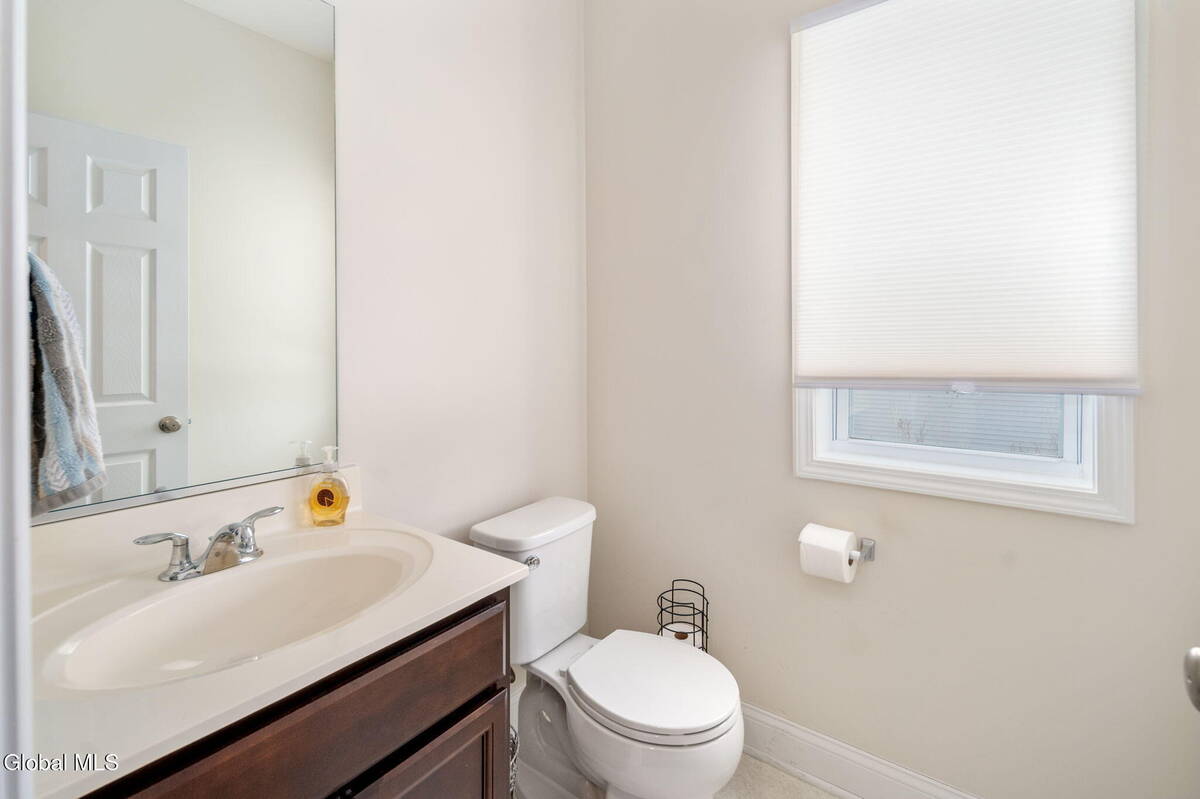 #17 photo, 1 Cove Road, Colonie , NY 12047