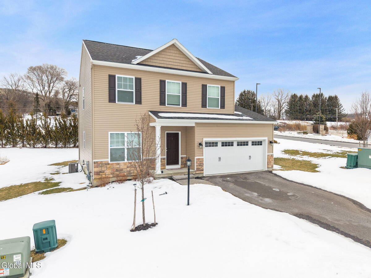 #2 photo, 1 Cove Road, Colonie , NY 12047