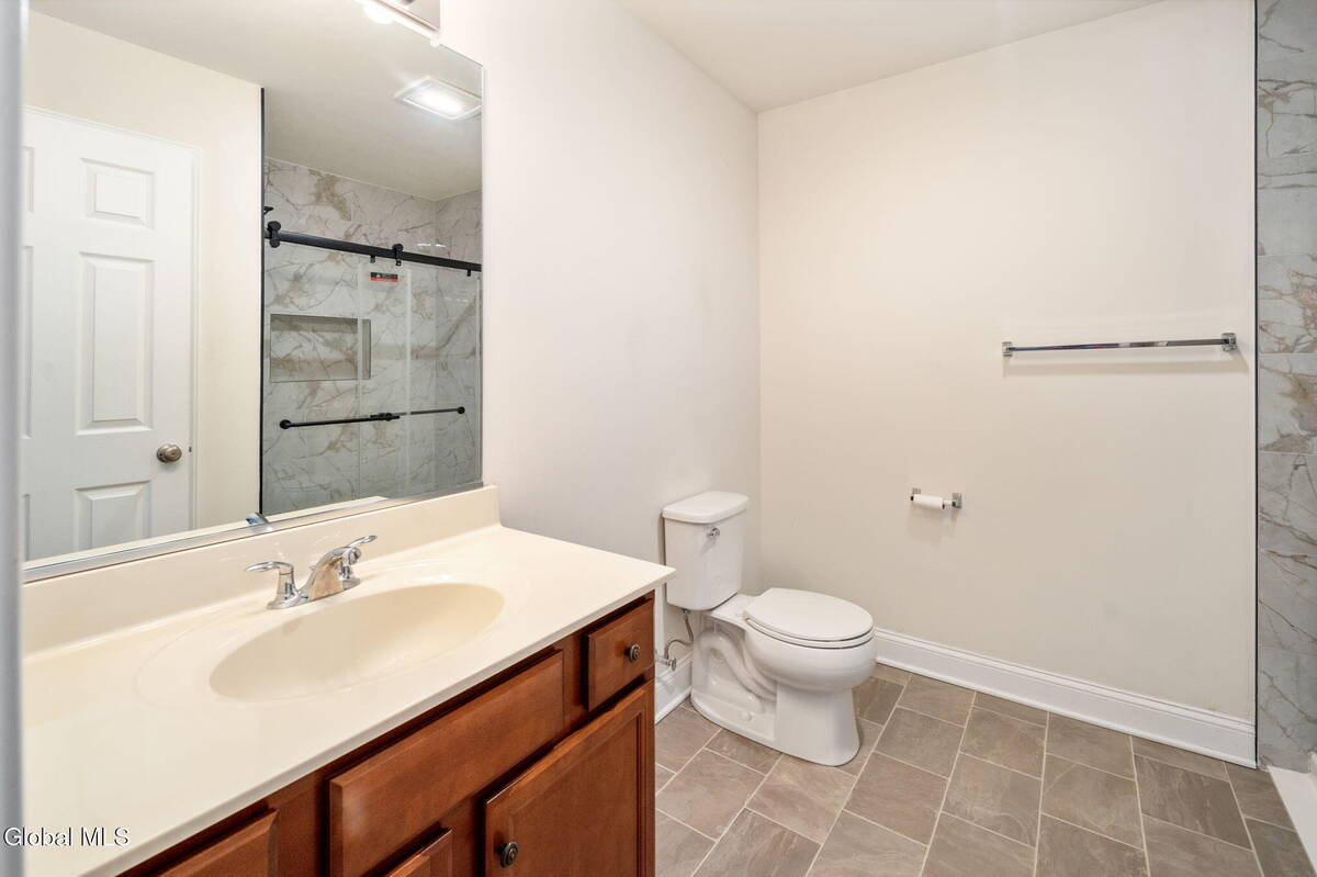 #23 photo, 1 Cove Road, Colonie , NY 12047