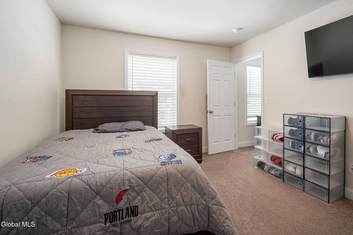 #27 photo, 1 Cove Road, Colonie , NY 12047