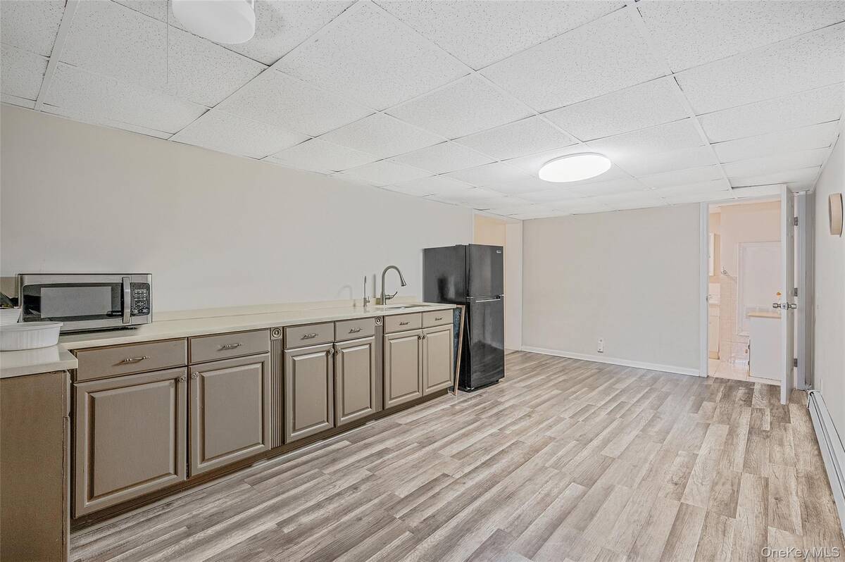 #25 photo, 126 Floyd Road, מחוז סאפוק Shirley , NY 11967