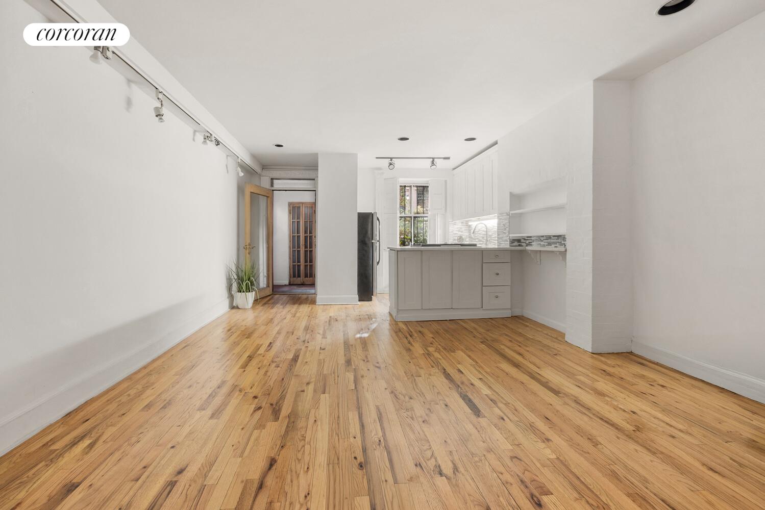 #10 photo, 154A HICKS Street, Brooklyn Heights , NY 11201