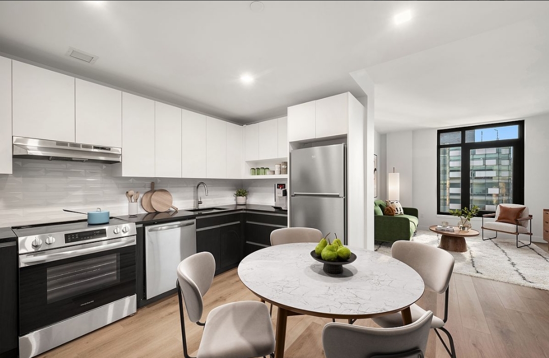 #2 photo, Bronx, Concourse Village , NY 10451